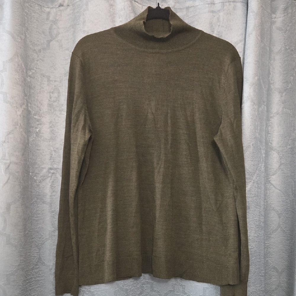 LOFT Olive Green Turtleneck Thin Sweater